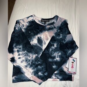 Trendy Tie-Dye long sleeve shirt